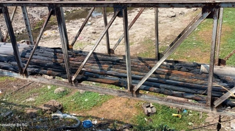 कल्याण: गांधारी पुलाजवळ महावितरणच्या मुख्य केबलला आग; वीज पुरवठा खंडित, युद्धपातळीवर दुरुस्ती सुरू