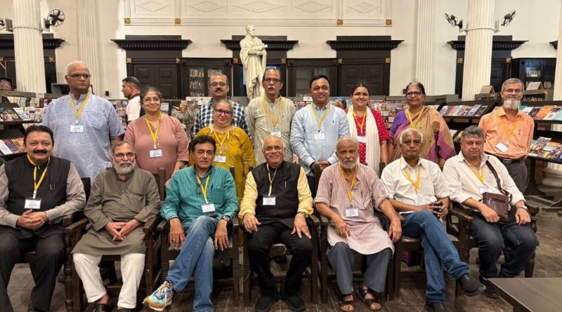 एशियाटिक सोसायटी निवडणूक: ज्ञानाधिष्टित सर्वसमावेशकतेचा विजय आणि अहंकारलोलुप संकुचितता जातीयवादाचा पराभव एशियाटिक सोसायटी निवडणूक: ज्ञानाधिष्टित सर्वसमावेशकतेचा विजय आणि अहंकारलोलुप संकुचितता जातीयवादाचा पराभव