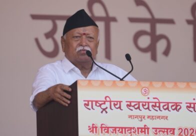 नागपुरातील आरएसएसच्या विजयादशमी उत्सवात मोहन भागवतांचे मोठे विधान: ‘सत्ता बदलावर’ (Regime Change) साधला निशाणा